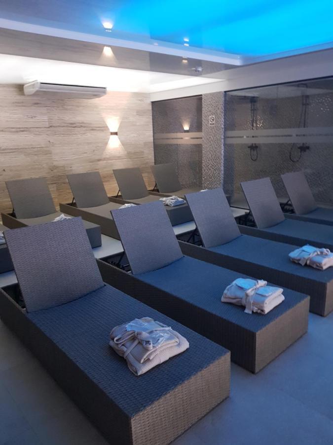 Family Apartmans Harry- Apartmans Of The Apart Hotel & Spa Zoned, Kopaonik - Special Benefit, Children Up To 13 Years Of Age Accompanied By Two Adults Stay For Free-Parking-Breakfast-Pool&Spa Екстериор снимка