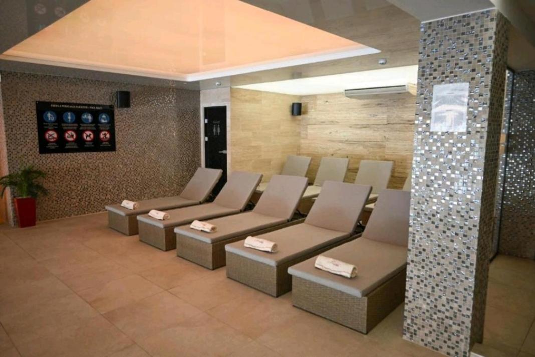 Family Apartmans Harry- Apartmans Of The Apart Hotel & Spa Zoned, Kopaonik - Special Benefit, Children Up To 13 Years Of Age Accompanied By Two Adults Stay For Free-Parking-Breakfast-Pool&Spa Екстериор снимка