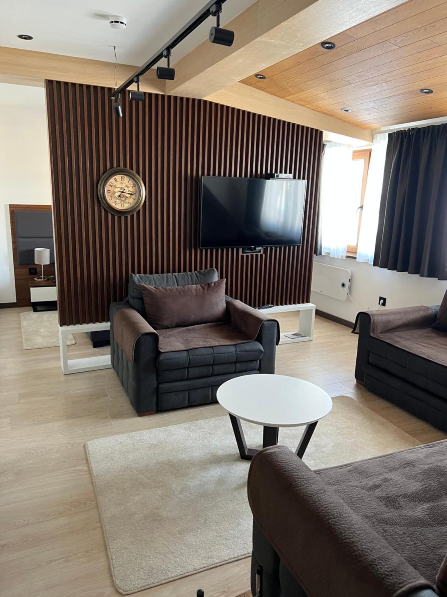 Family Apartmans Harry- Apartmans Of The Apart Hotel & Spa Zoned, Kopaonik - Special Benefit, Children Up To 13 Years Of Age Accompanied By Two Adults Stay For Free-Parking-Breakfast-Pool&Spa Екстериор снимка